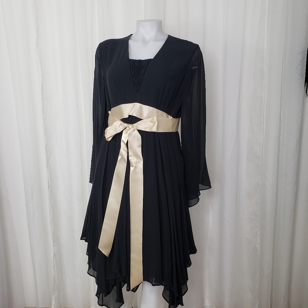 Michael Kors black silk handkerchief hem dress wide sleeve cream sash ribbon 10